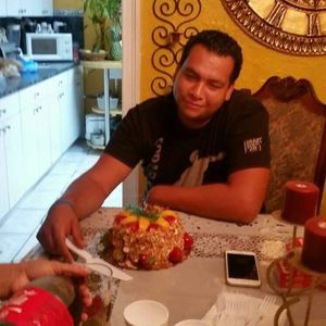 Meet your Posher, Julio